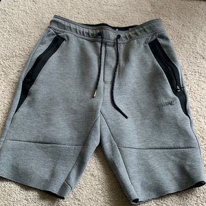 American Eagle joggers.